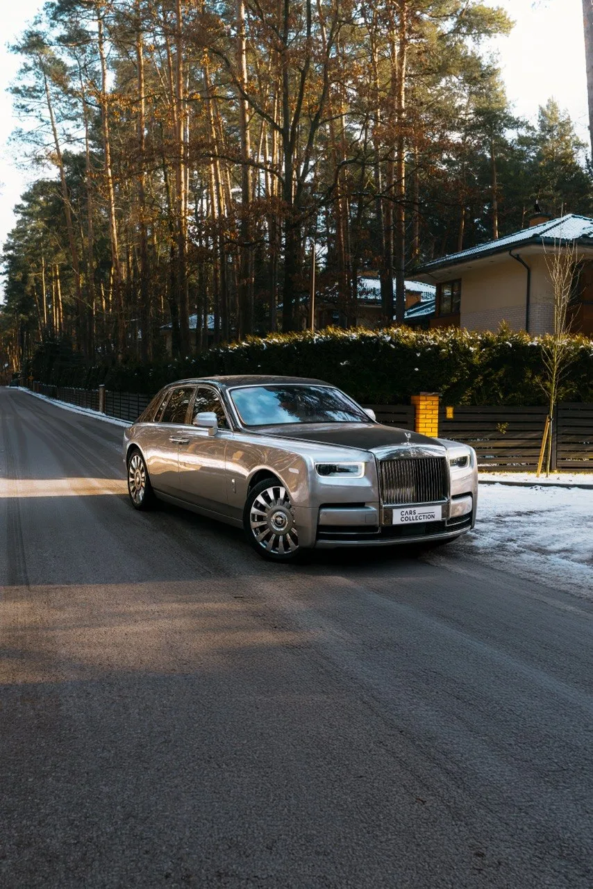 Wynajem Rolls-Royce Phantom Warszawa — szczyt luksusu